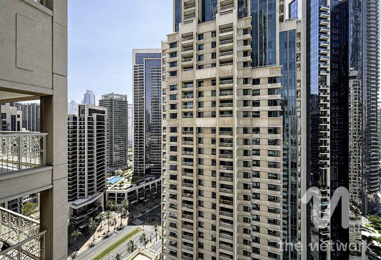 Upgraded | Large 2 Bed | High Floor photo 17