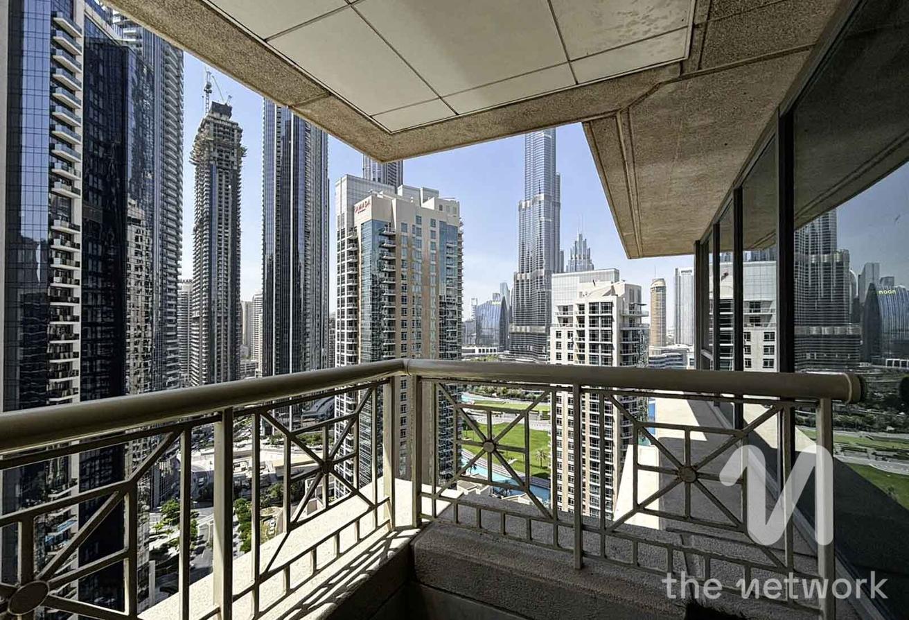Upgraded | Large 2 Bed | High Floor photo 18