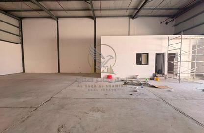 Warehouse - Studio - 1 Bathroom for rent in Al Jlail - Al Sajaa - Sharjah