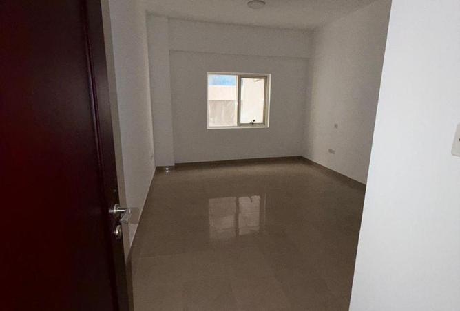 94000967 - Property Image 3