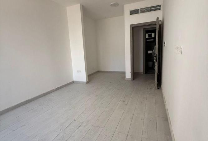 72719149 - Property Image 3