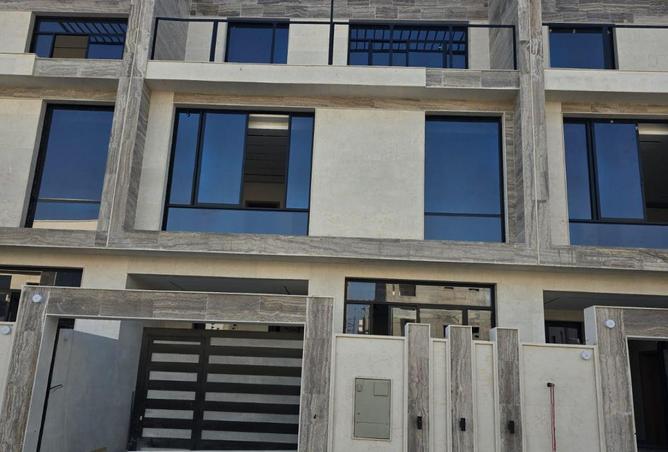 106869080 - Property Image 3
