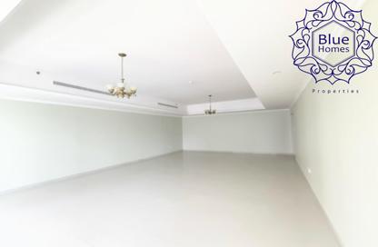 شقة - 4 - 5 للايجار في برج ريفيرا - كورنيش الخان - الخان - الشارقة