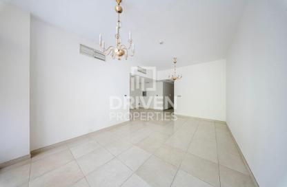 Apartment - 2 Bedrooms - 3 Bathrooms for rent in The Polo Residence - Meydan Avenue - Meydan - Dubai