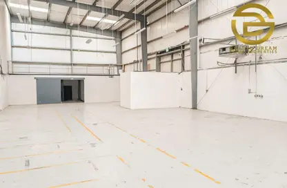 Warehouse - Studio - 1 Bathroom for rent in Dubai Investment Park 1 (DIP 1) - Dubai Investment Park (DIP) - Dubai