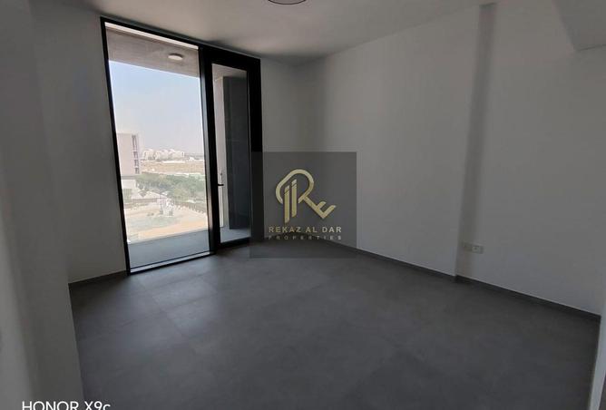 78200009 - Property Image 3