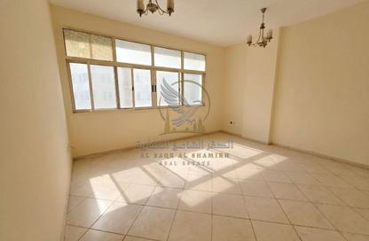 Apartment - 1 - 1 for rent in Al Qulaya'ah - Al Sharq - Sharjah Apartment - 1 - 1 for rent in Al Qulaya'ah - Al Sharq - Sharjah