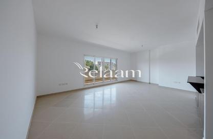 Apartment - 3 - 4 for rent in Tower 4 - Al Reef Downtown - Al Reef - Abu Dhabi