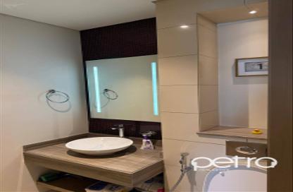 Apartment - 3 Bedrooms - 4 Bathrooms for sale in Tower D - Damac Towers by Paramount - Business Bay - Dubai