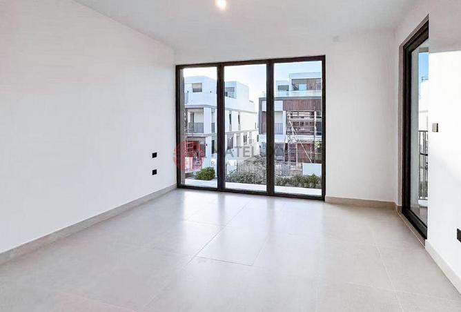 70678244 - صورة العقار 3