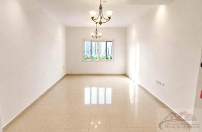 Apartment - Studio - 1 Bathroom for rent in Muwaileh 3 Building - Muwaileh - Sharjah