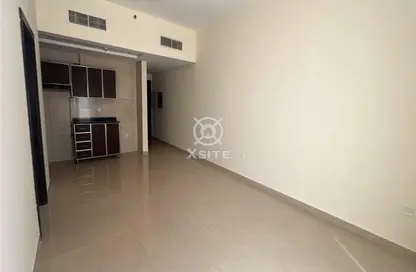 Apartment - 1 Bedroom - 2 Bathrooms for rent in Burj Residency - District 11 - Jumeirah Village Circle - Dubai