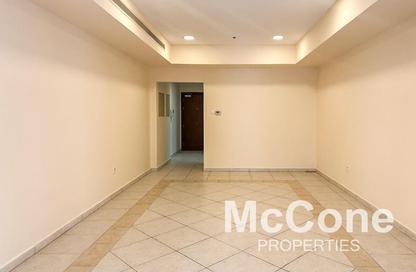 Apartment - 2 Bedrooms - 3 Bathrooms for sale in Princess Tower - Dubai Marina - Dubai