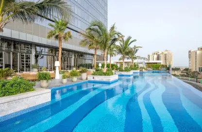 Apartment - 1 Bedroom - 2 Bathrooms for rent in The Palm Tower - Palm Jumeirah - Dubai