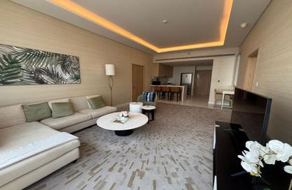 Apartment - 1 - 2 for rent in The Palm Tower - Palm Jumeirah - Dubai
