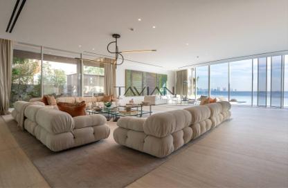 Villa - 6 - 7+ for sale in Zuha Island Villas - The World Islands - Dubai