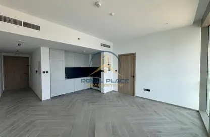 Apartment - 1 Bedroom - 2 Bathrooms for rent in Peninsula Three - Peninsula - Business Bay - Dubai