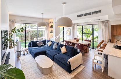 Townhouse - 4 - 4 for rent in Richmond - Damac Hills - Dubai