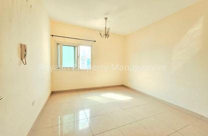 Apartment - 1 - 2 for rent in Dar Al Majaz - Jamal Abdul Nasser Street - Al Majaz - Sharjah Apartment - 1 - 2 for rent in Dar Al Majaz - Jamal Abdul Nasser Street - Al Majaz - Sharjah