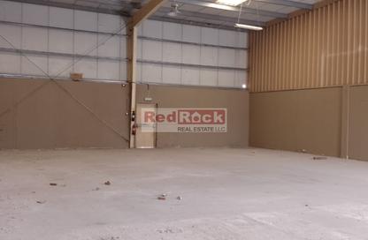 Warehouse - Studio - 1 Bathroom for rent in Dubai Investment Park 1 (DIP 1) - Dubai Investment Park (DIP) - Dubai