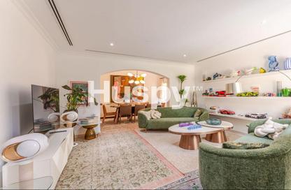 Villa - 3 - 3 for rent in Meadows 6 - Meadows - Dubai