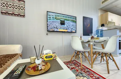 شقة - 1 حمام للبيع في طراز يوناني - المدينة العالمية - دبي