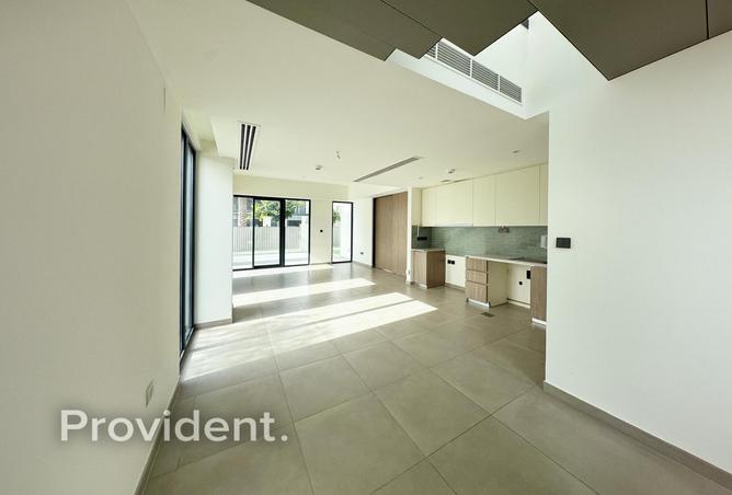 78998379 - Property Image 3