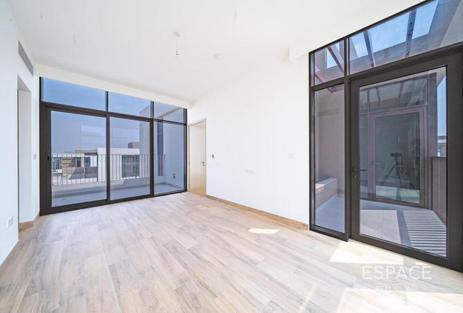 83211498 - Property Image 3