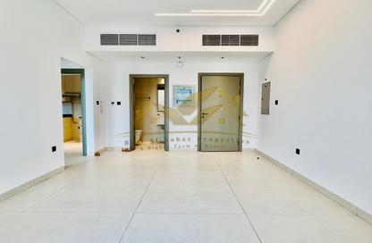 Apartment - 1 - 2 for rent in Ayhaco 7 - Jumeirah Garden City - Al Satwa - Dubai