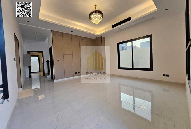 81118987 - Property Image 3