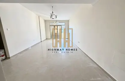 Apartment - 2 Bedrooms - 3 Bathrooms for rent in Muwaileh 29 Building - Muwaileh - Sharjah