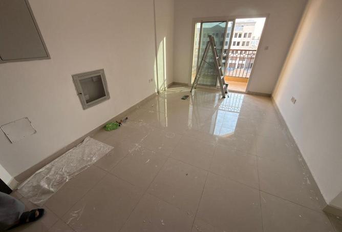 56129173 - Property Main Image