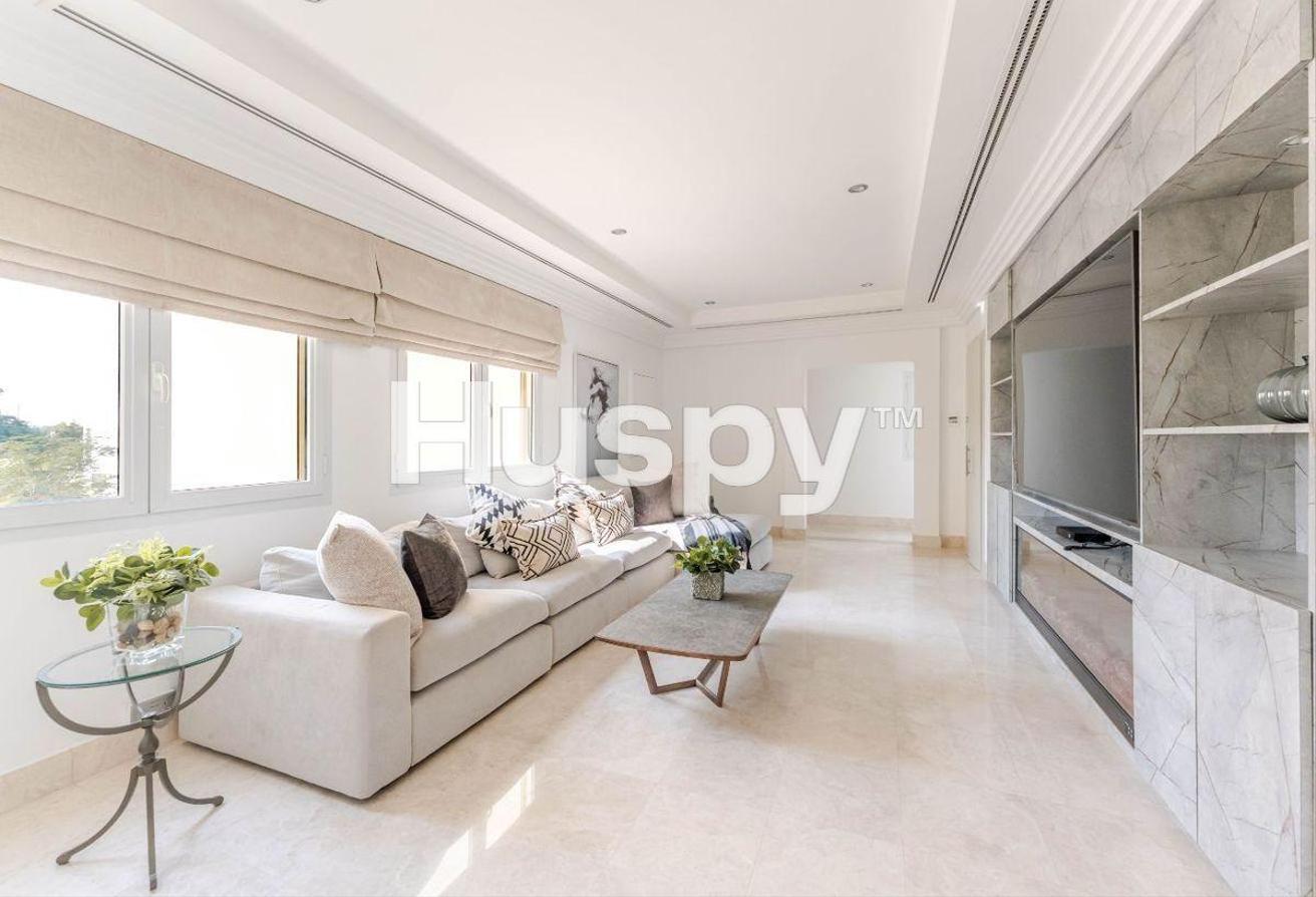 Fully Furnished | Lake View | Private Pool photo 7