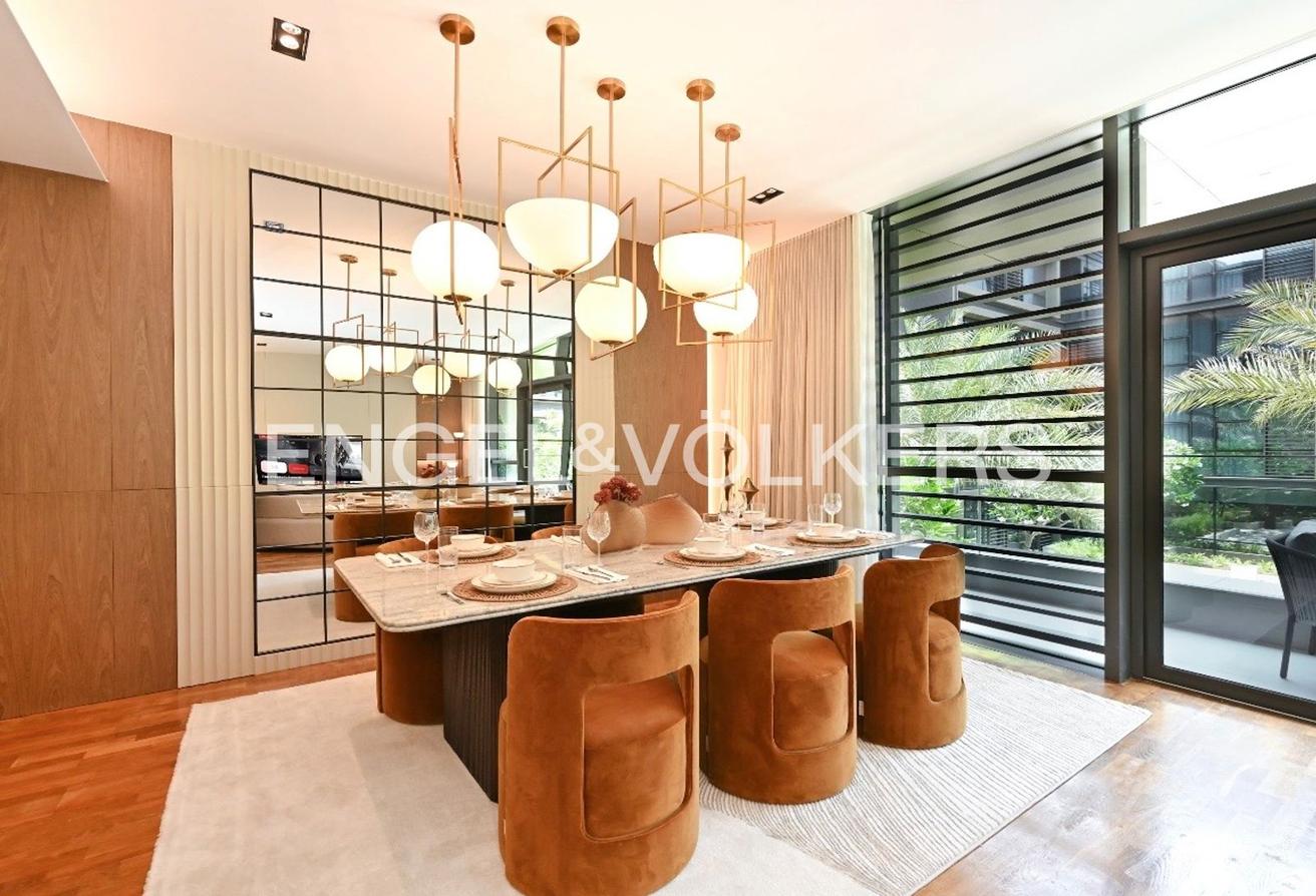 Fully Furnished I Luxury Living I Vacant photo 2