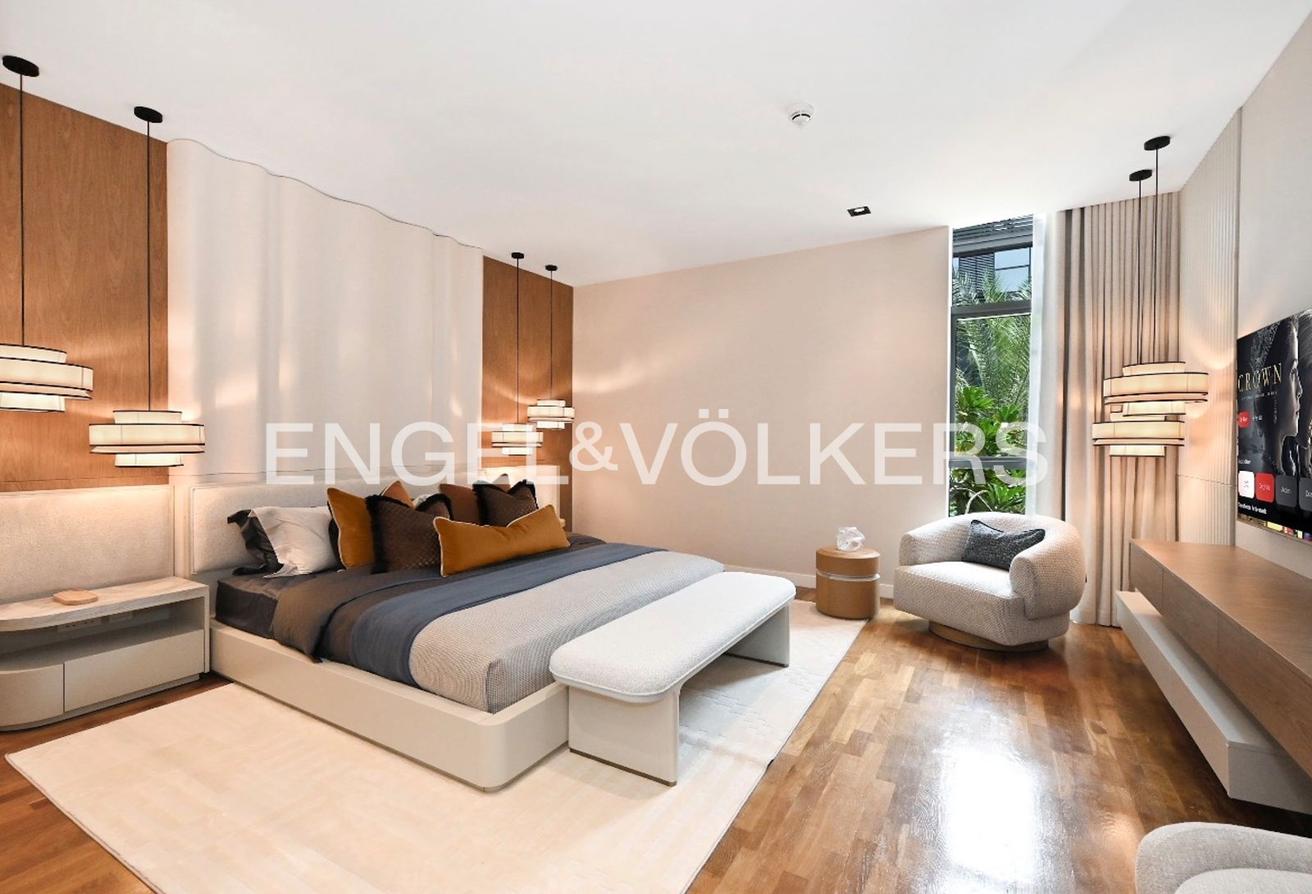 Fully Furnished I Luxury Living I Vacant photo 9