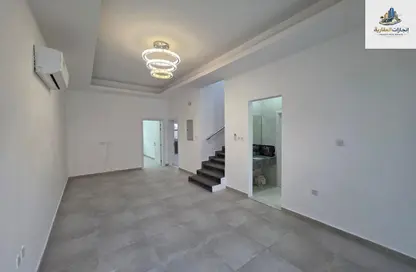 Townhouse - 4 Bedrooms - 6 Bathrooms for rent in Al Amira Village - Al Yasmeen - Ajman