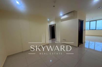 Apartment - 1 Bedroom - 2 Bathrooms for rent in Baniyas - Abu Dhabi Apartment - 1 Bedroom - 2 Bathrooms for rent in Baniyas - Abu Dhabi