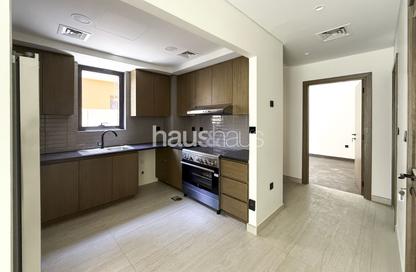 Townhouse - 5 - 5 for sale in Portofino - Damac Lagoons - Dubai