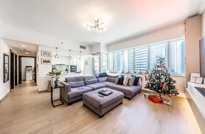 Apartment - 2 Bedrooms - 3 Bathrooms for sale in Al Majara 1 - Al Majara Towers - Dubai Marina - Dubai