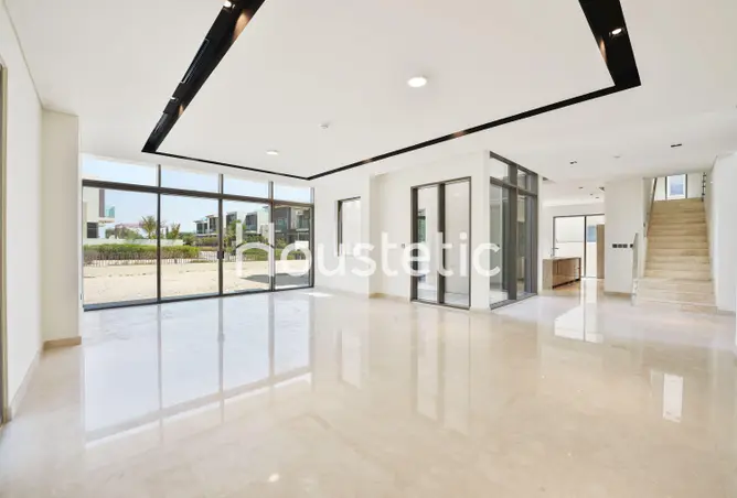 151909439 - Property Image 3