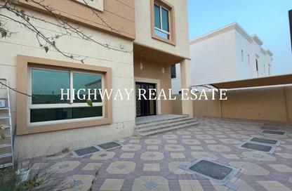 Villa - 5 Bedrooms - 6 Bathrooms for rent in Al Hooshi Villas - Hoshi - Al Badie - Sharjah
