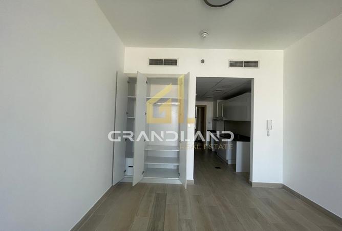 102001294 - Property Image 3