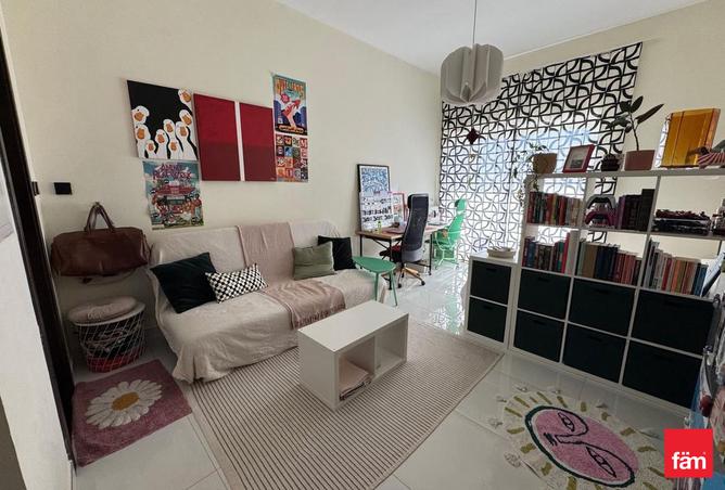 127005813 - Property Image 2