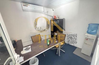 Shop - Studio - 1 for rent in Industrial Building 13 - Industrial Area 13 - Sharjah Industrial Area - Sharjah