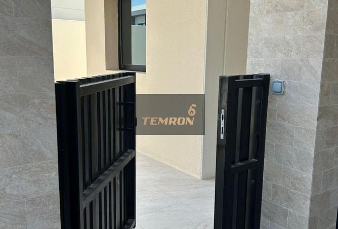 63642767 - صورة العقار 2