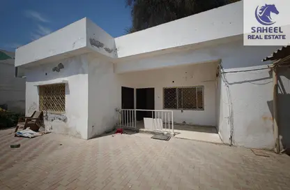Villa - 4 Bedrooms - 2 Bathrooms for rent in Al Dhait North - Al Dhait - Ras Al Khaimah