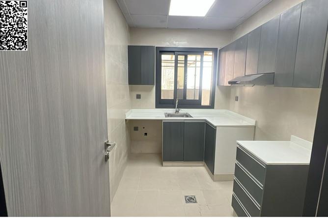 121098758 - Property Image 2