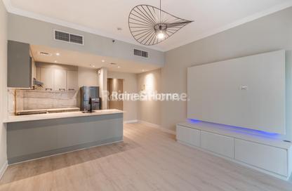 Apartment - Studio - 1 for sale in Burj Al Nujoom - Downtown Dubai - Dubai