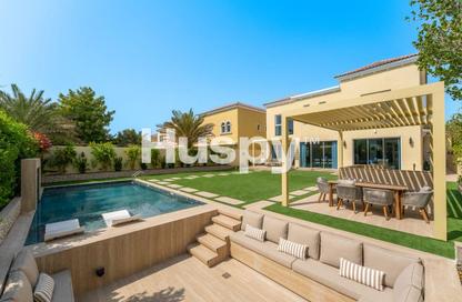 Villa - 4 - 4 for sale in District 5 - Jumeirah Park - Dubai