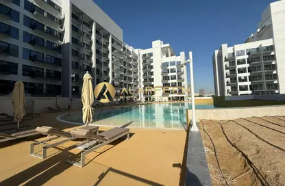 شقة - 1 حمام للايجار في عزيزي ميراج - ستوديو سيتي - دبي